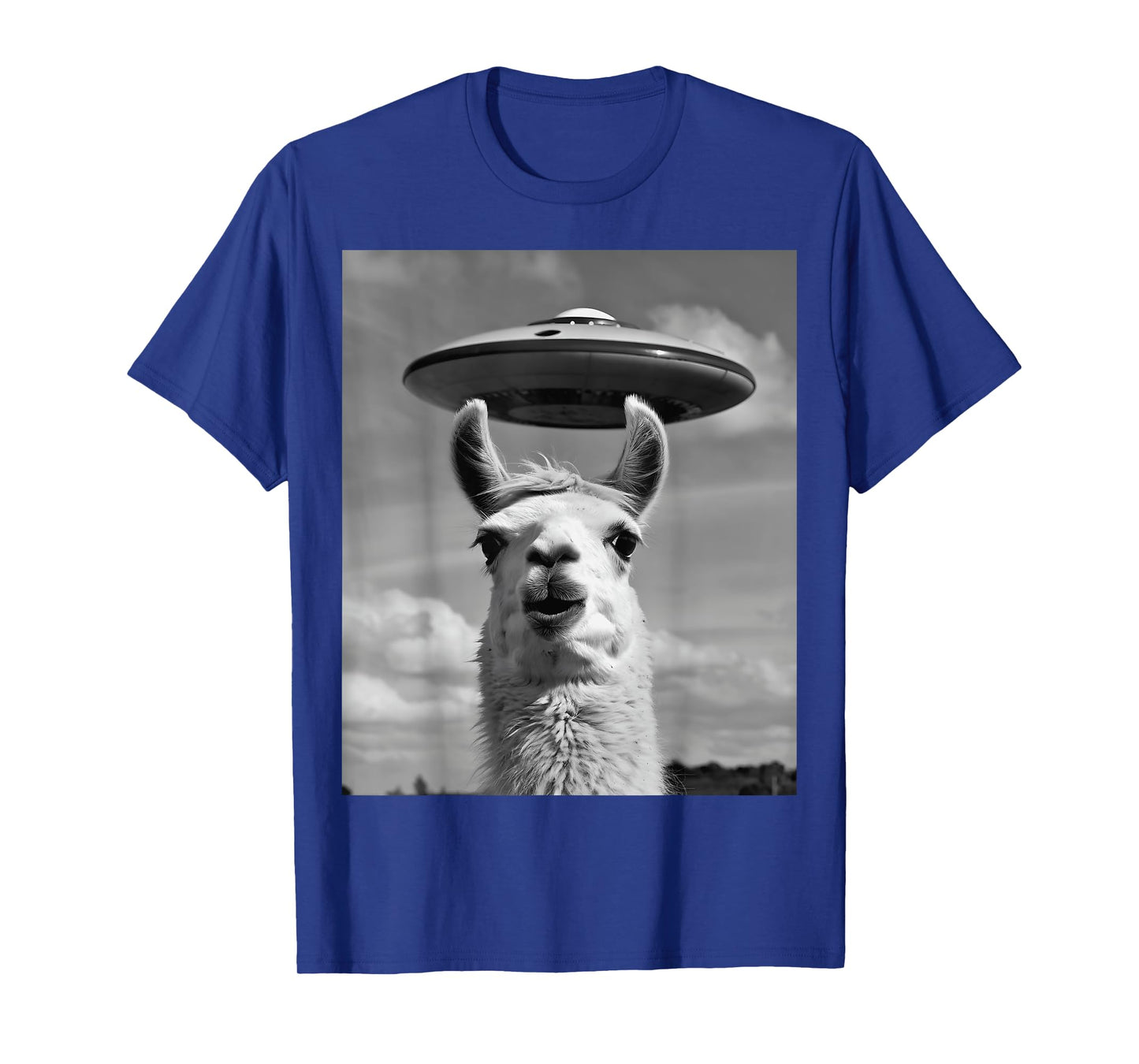 Llama Selfie With Alien UFO Funny Llama Gifts For Men Women T-Shirt