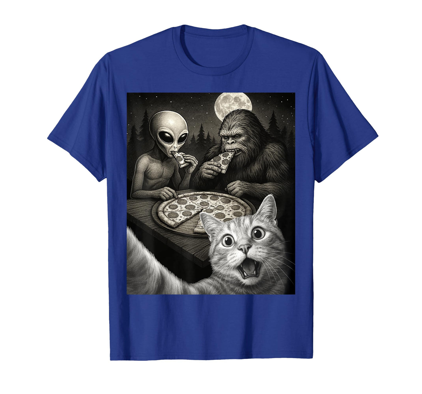 Funny Selfie of Cat With Bigfoot Eating Pizza With An Alien Men Women Kids T-Shirt