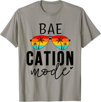 Vacation Summer Cute Couples Matching Baecation Mode T-Shirt