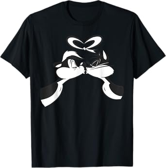 Pepe Le Pew Valentines Kiss T-Shirt