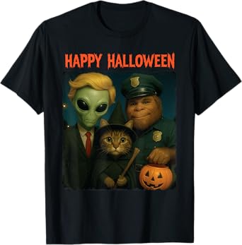 Bigfoot Alien Cat Funny Halloween Trick Treat Door Camera T-Shirt