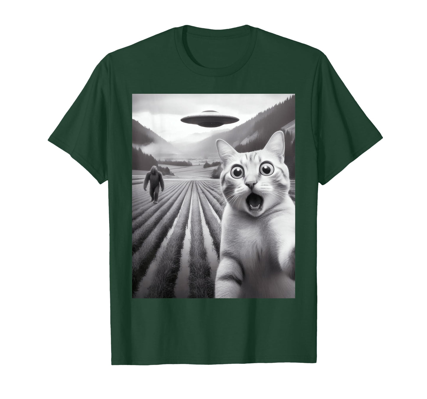 Funny Cat Selfie with UFO Alien and Bigfoot Cats Lovers T-Shirt