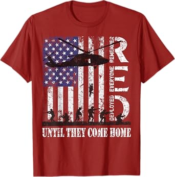 RED Friday Remember Everyone Deployed US Flag Army Vintage T-Shirt