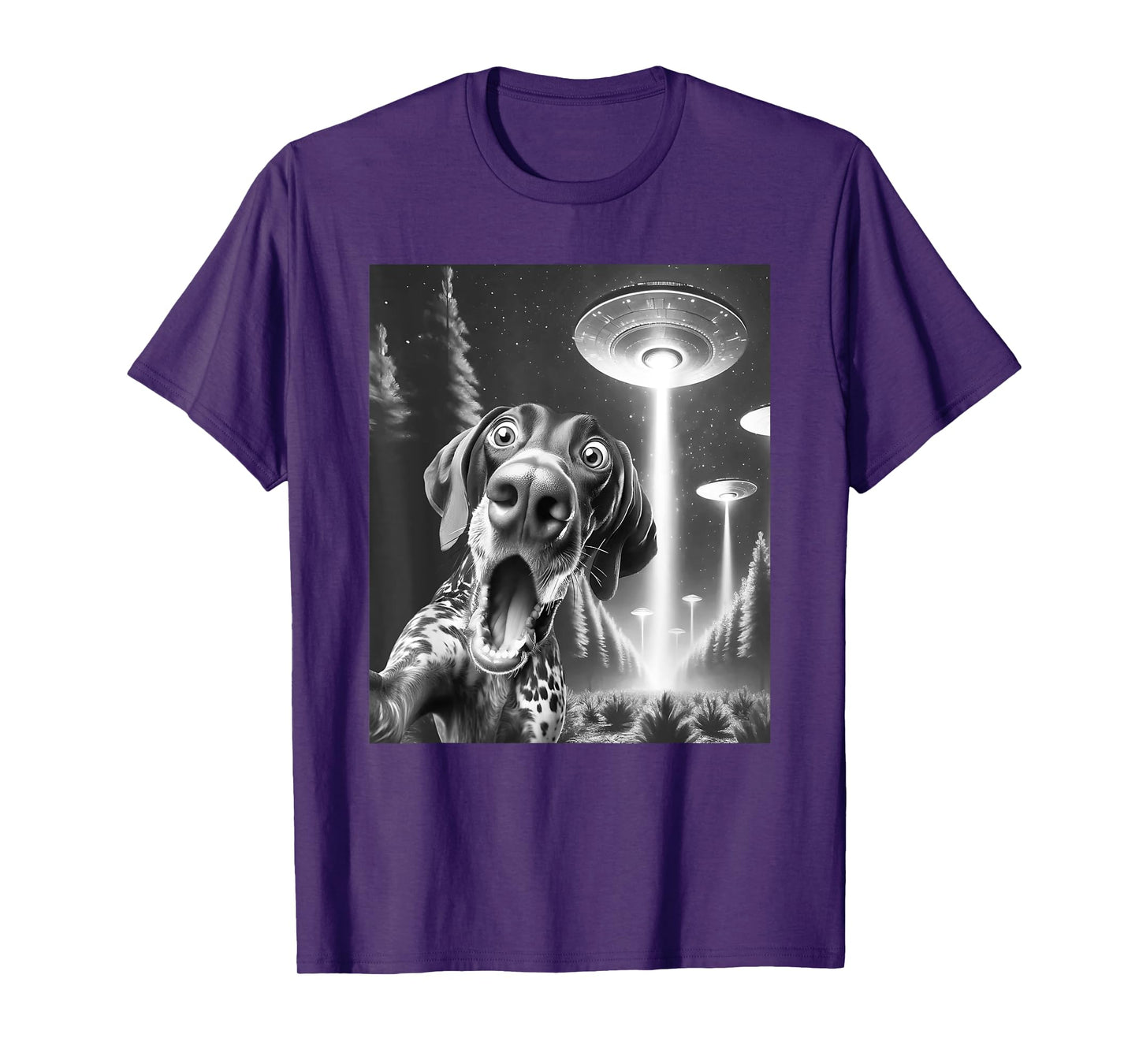 Funny German Shorthaired Pointer Alien UFO Taking a Selfie T-Shirt