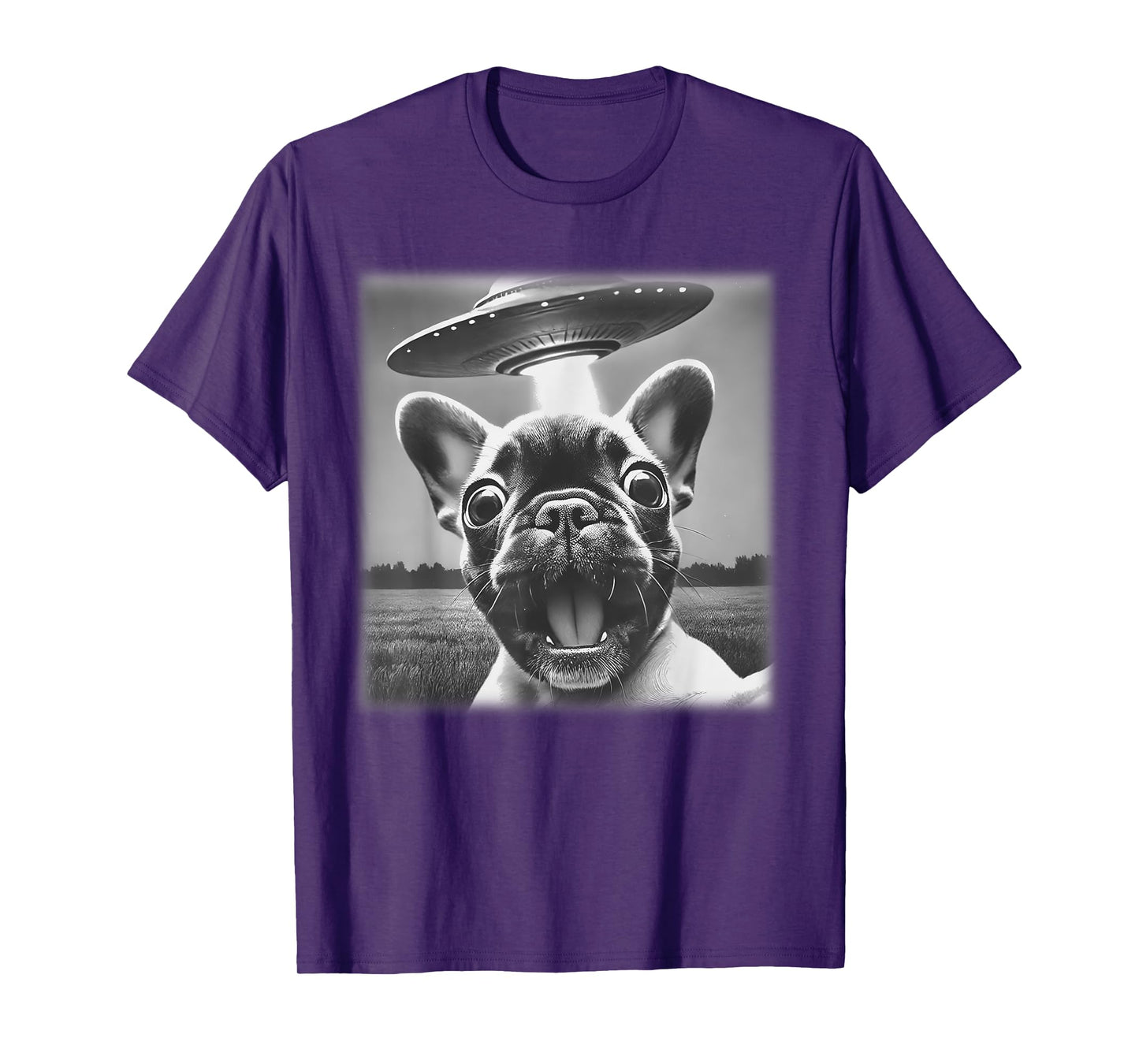 Vintage Dog French Bulldog UFO Selfie Alien Extraterrestrial T-Shirt