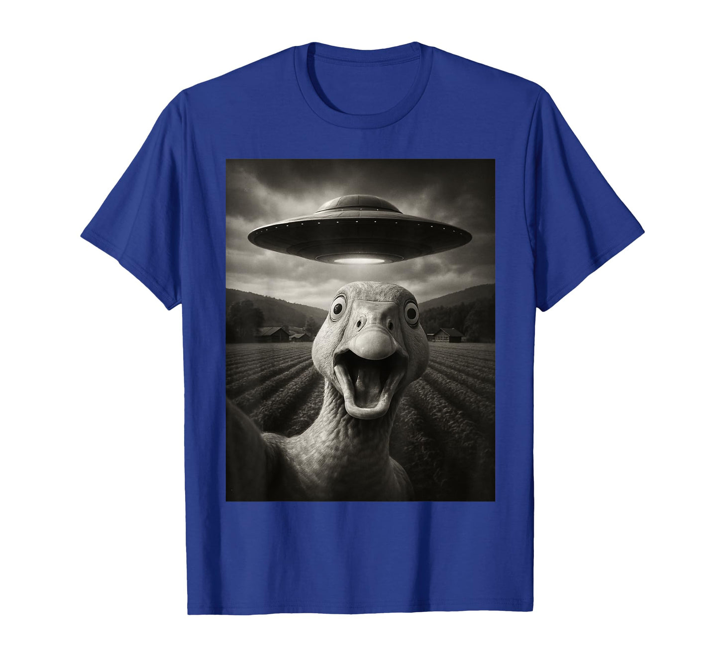 Goose Selfie with Alien UFO Funny Goose for Men Women Kid T-Shirt