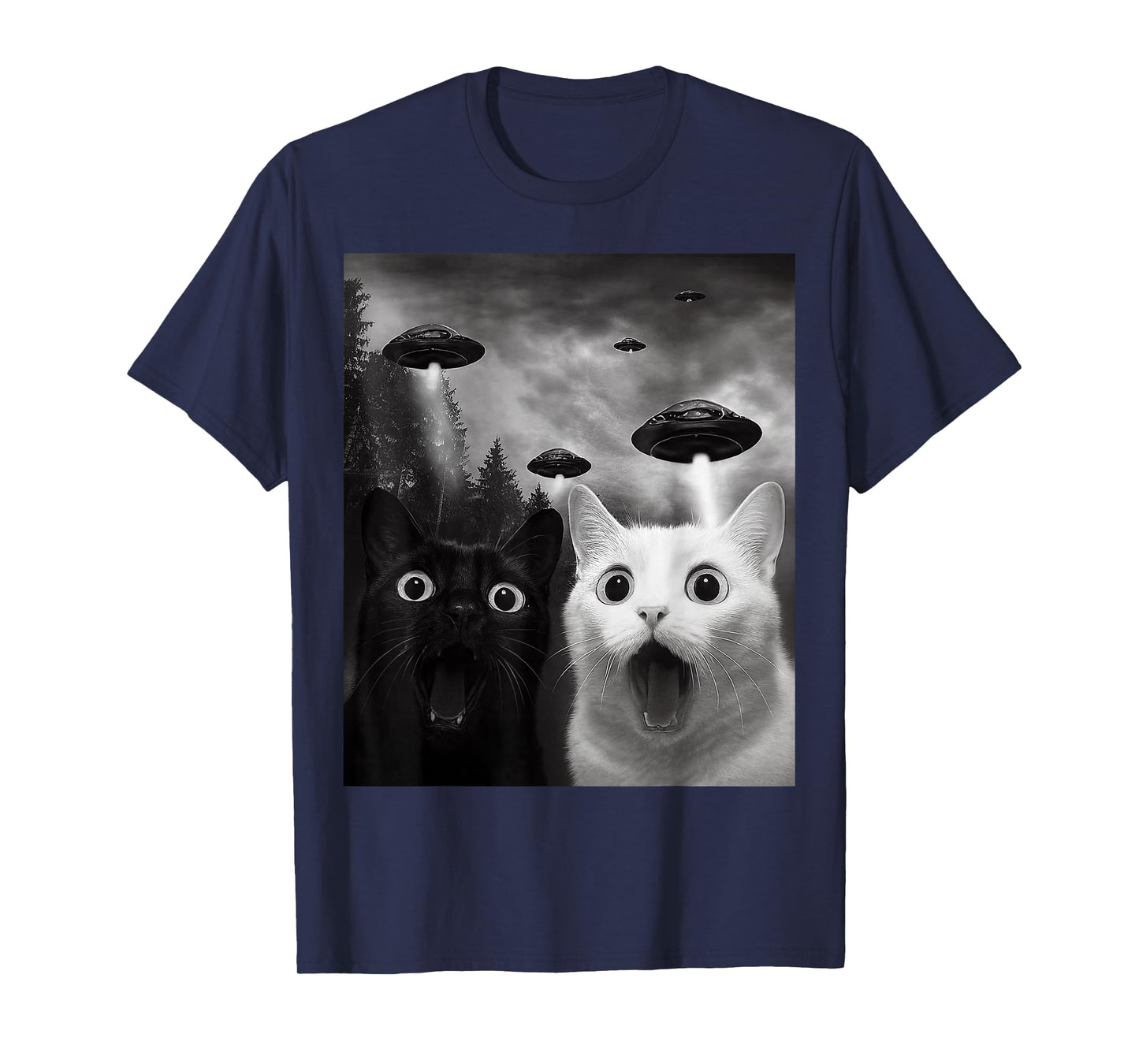 Cats Selfie with Alien UFO Funny Cat Gifts for Men Women Kid T-Shirt