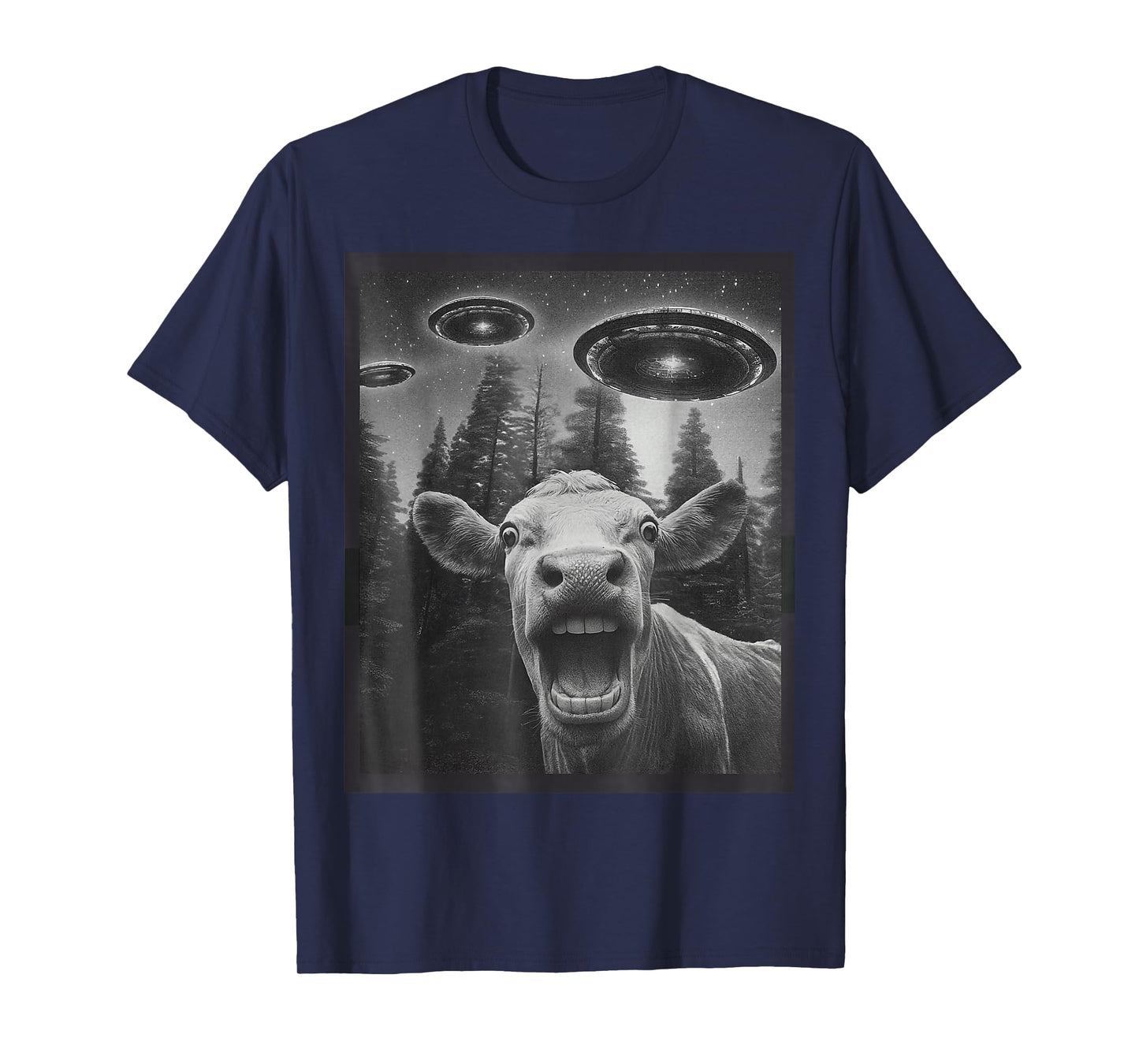 Funny Cow Selfie Alien UFO Gifts for Men Women Teen Boy Kid T-Shirt