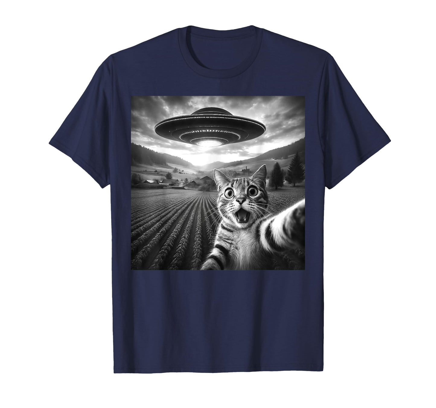 Cat Selfie With Alien UFO Funny Cat Gifts For Men Women Kid T-Shirt