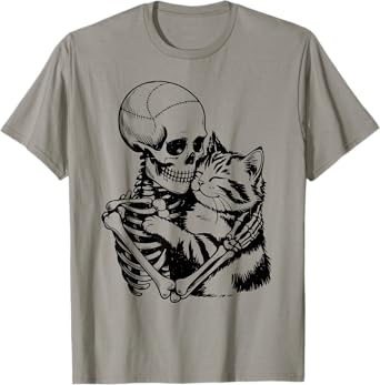Skeleton Hugging Tabby Cat Halloween Mom Daddy Funny Vintage T-Shirt
