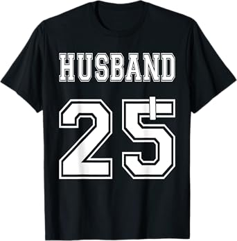 2025 Husband Wife Matching Engagement Party Honeymoon T-Shirt