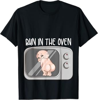 Funny Bun In The Oven Gift | Cute Expecting Pregnant Women T-Shirt