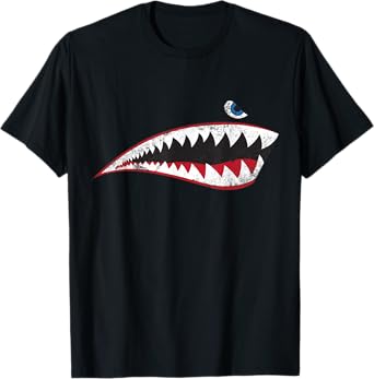 WW2 Nose Art World War II Veteran Vintage Shark Nose Art T-Shirt