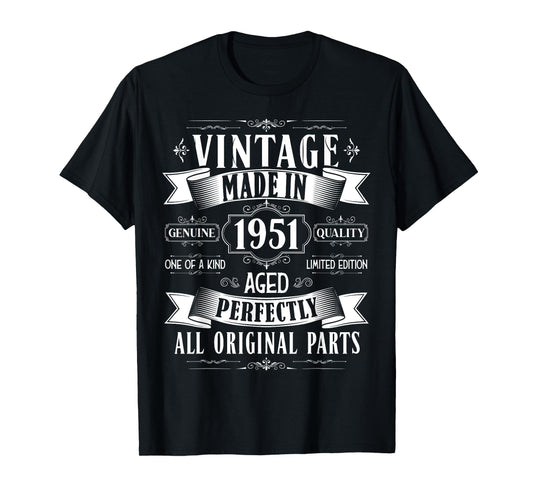Vintage 74th birthday men Born 1951 74 years old Bday mens T-Shirt
