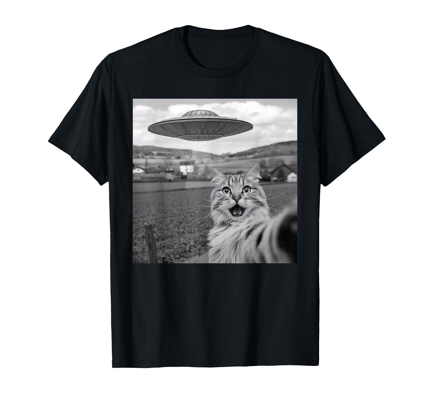 Cat Selfie With Alien UFO Funny Cat Gifts For Men Women Kids T-Shirt
