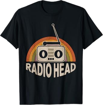 Vintage Radiomusic Retro Style 90s Radio Cassette Tape Music T-Shirt