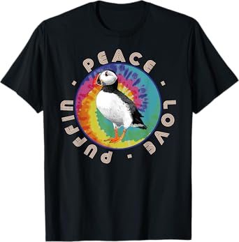 Vintage Retro Style Atlantic Sea Bird Fly Peace Love Puffin T-Shirt
