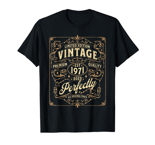 1971 Birthday Vintage Aged Perfectly Classic Style Graphic T-Shirt