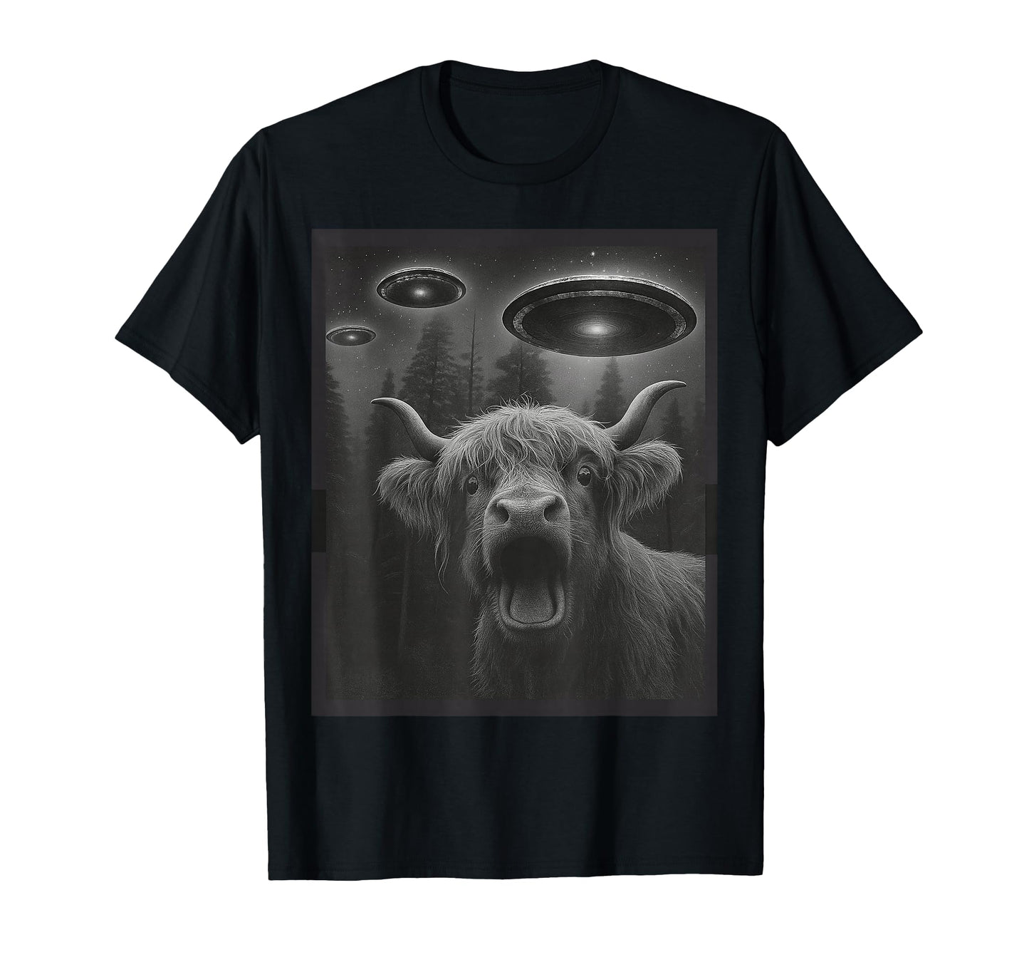 Funny Highland Cow Selfie Alien UFO Gifts for Men Women Kid T-Shirt