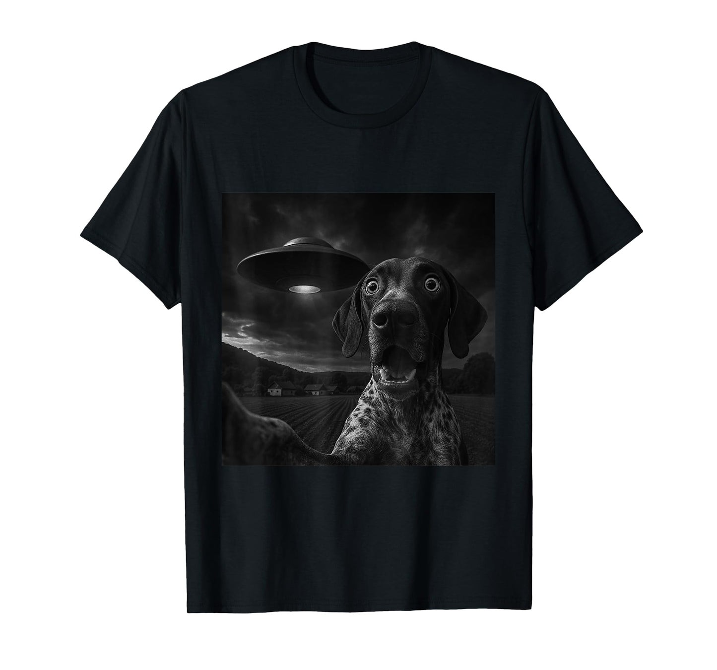 German Shorthaired Pointer UFO Encounters Selfie T-Shirt