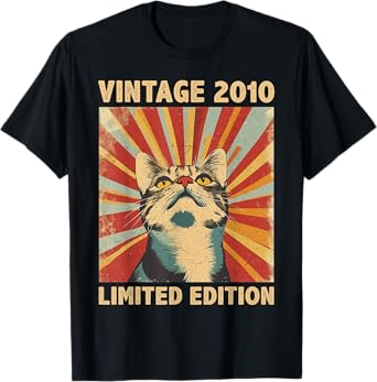 15 Years Old Gift Vintage 2010 Cat Lover 15th Birthday T-Shirt