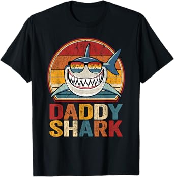 Daddy Shark Retro Shark Shirt Pajamas Gifts for Dad Dad T-Shirt