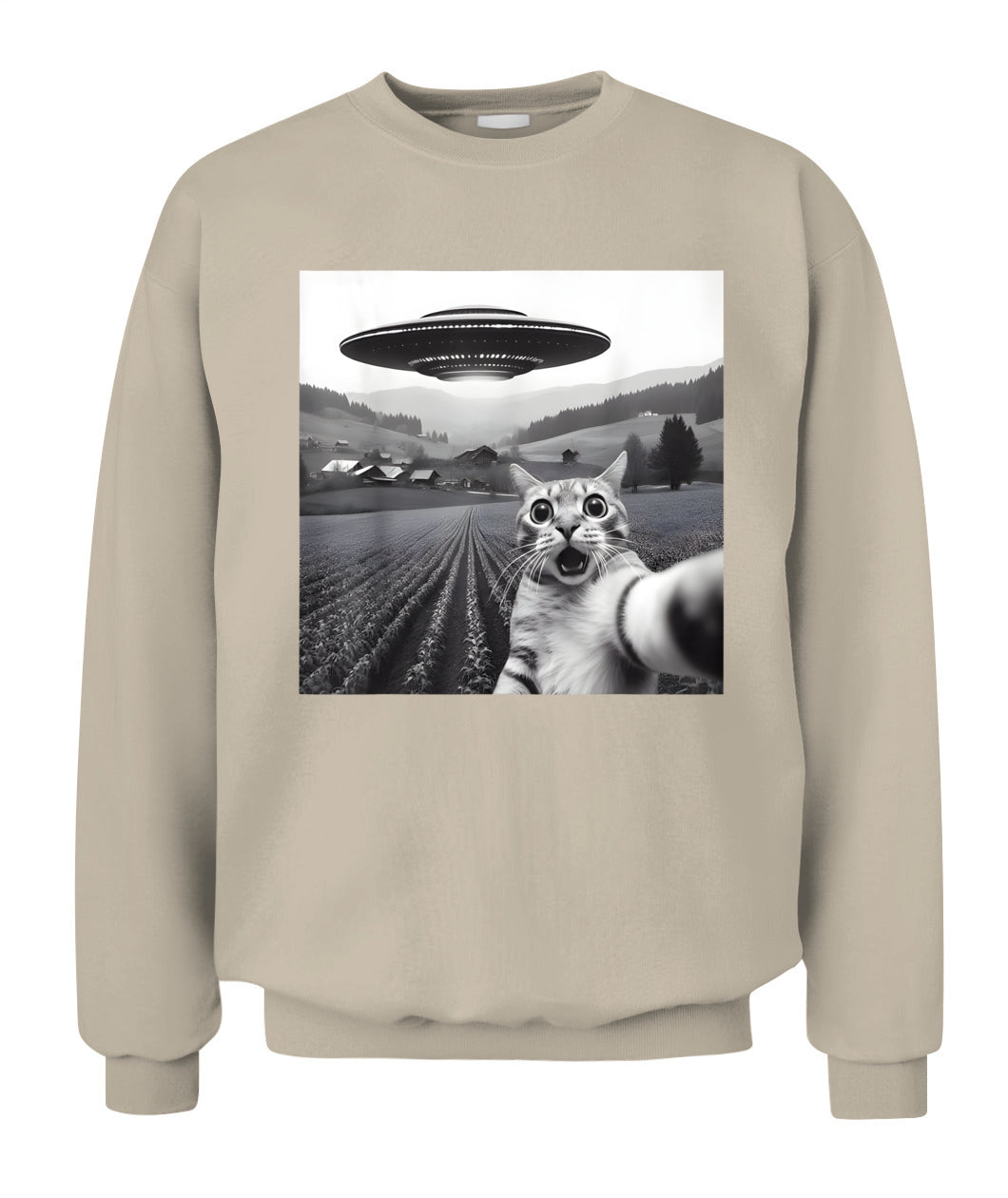 Cat Selfie With Alien UFO Funny Cat Gifts For Men Women Kid T-Shirt